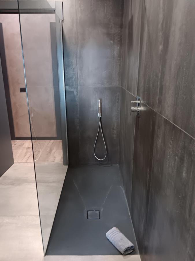 B&B Civico 4 Cremona Bagian luar foto