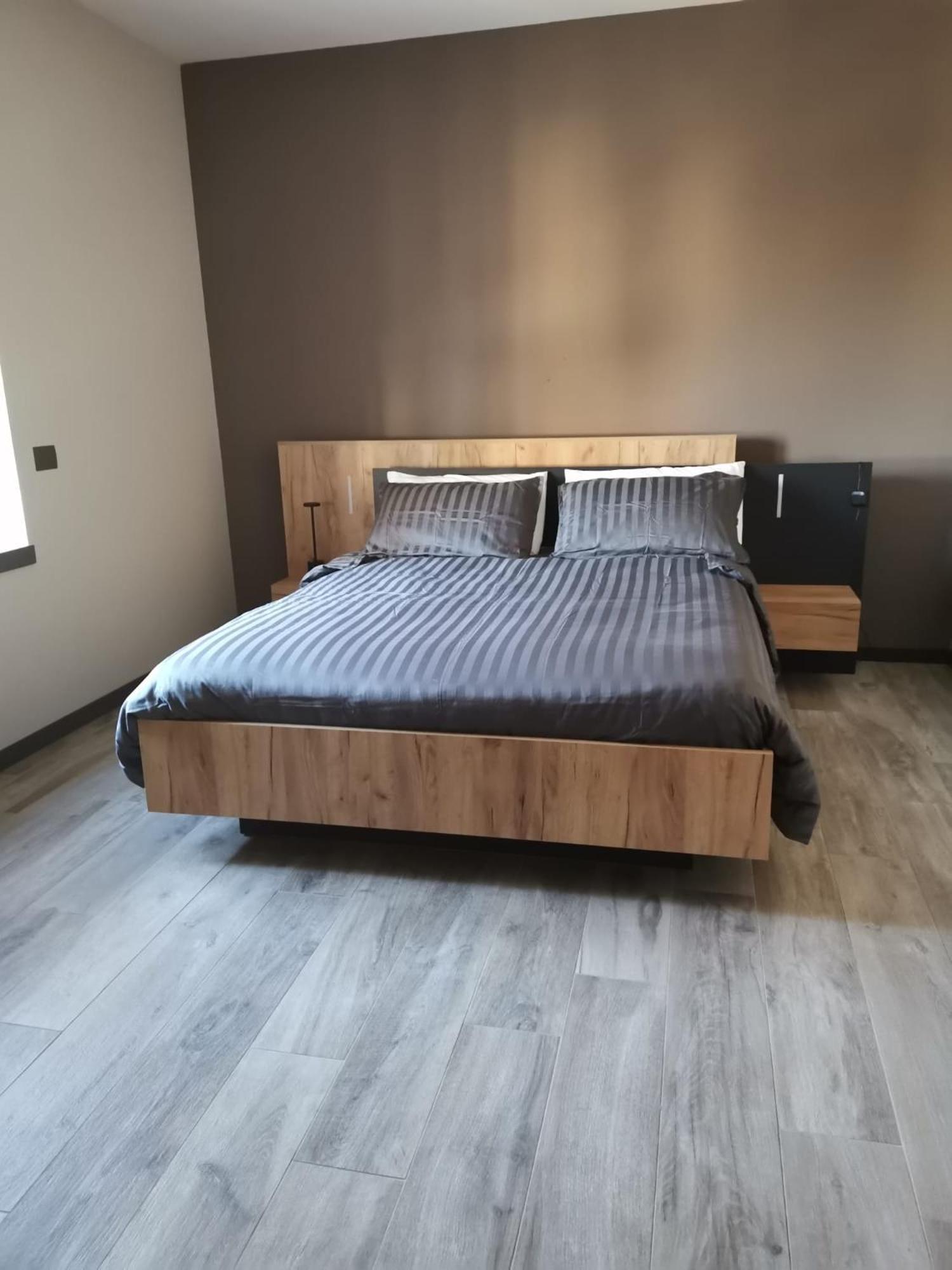 B&B Civico 4 Cremona Bagian luar foto